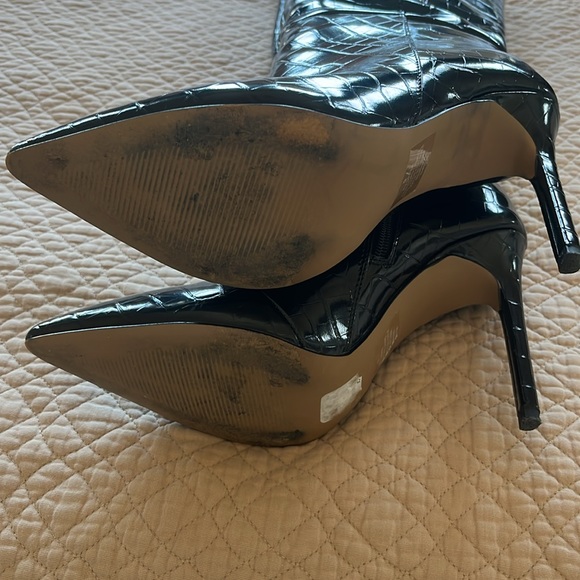 Express croc embossed knee high boots - Picture 8 of 9